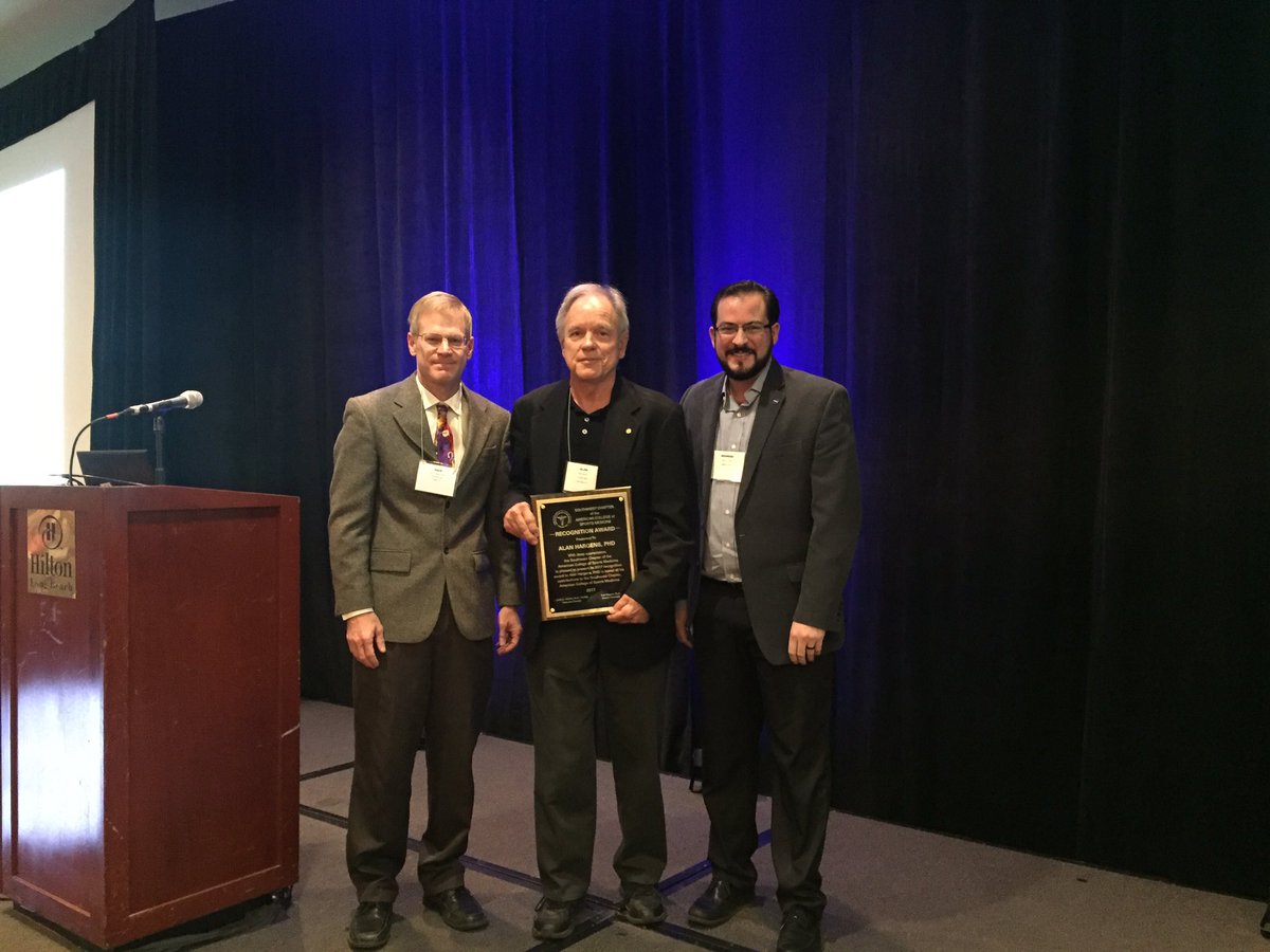 SW_ACSM's tweet photo. Congrats to Dr. Alan Hargens on the #SWACSM2017 Recognition Award! https://t.co/j8Z9yZD4XP