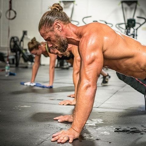 mhpstrongusa's tweet photo. We breathe, therefore we flex. Here's to the "no excuses" crew hitting the gym this Friday. #ReachYourMHP #FlexFri… https://t.co/JKNwwADSWm https://t.co/jwSbADuI4V
