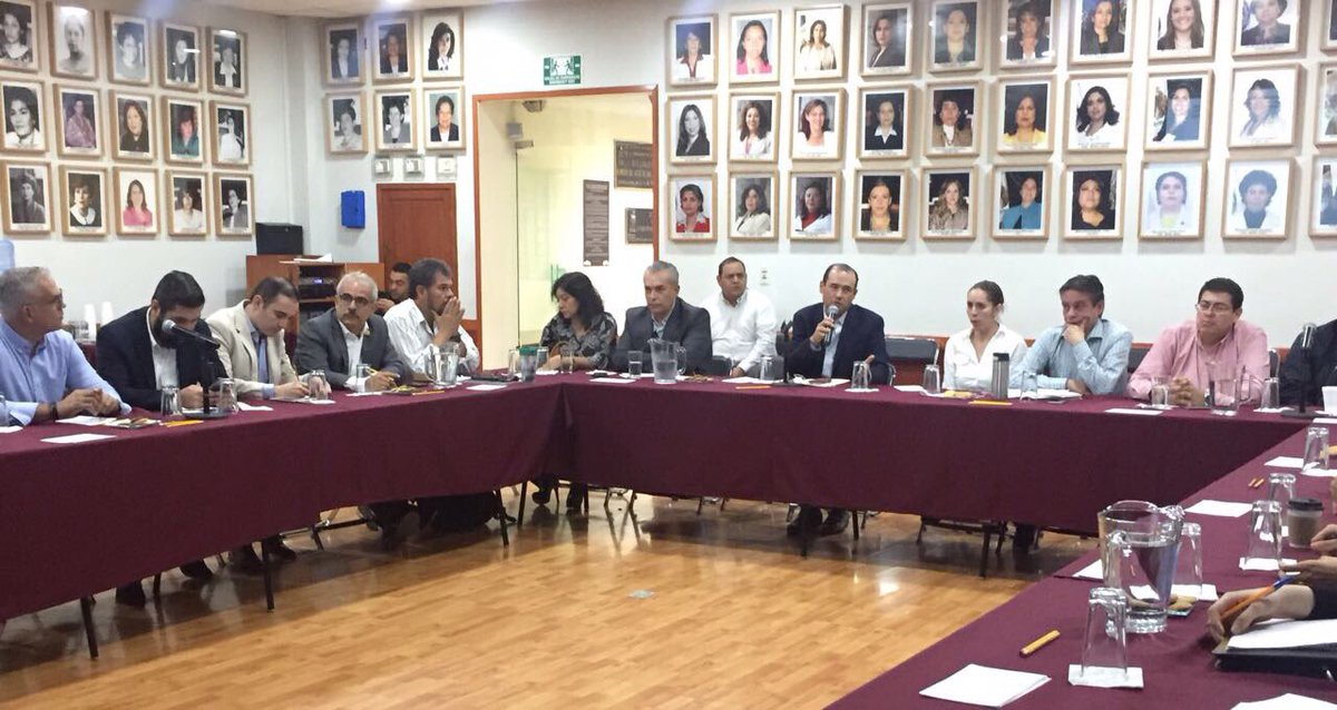 cmicjal_pdte's tweet photo. Participé en el Proceso de Gobernanza  de la Reforma de la Ley de Asentamientos Humanos, Ordenamiento Territorial y Desarrollo Urbano. https://t.co/s8XJCNY180