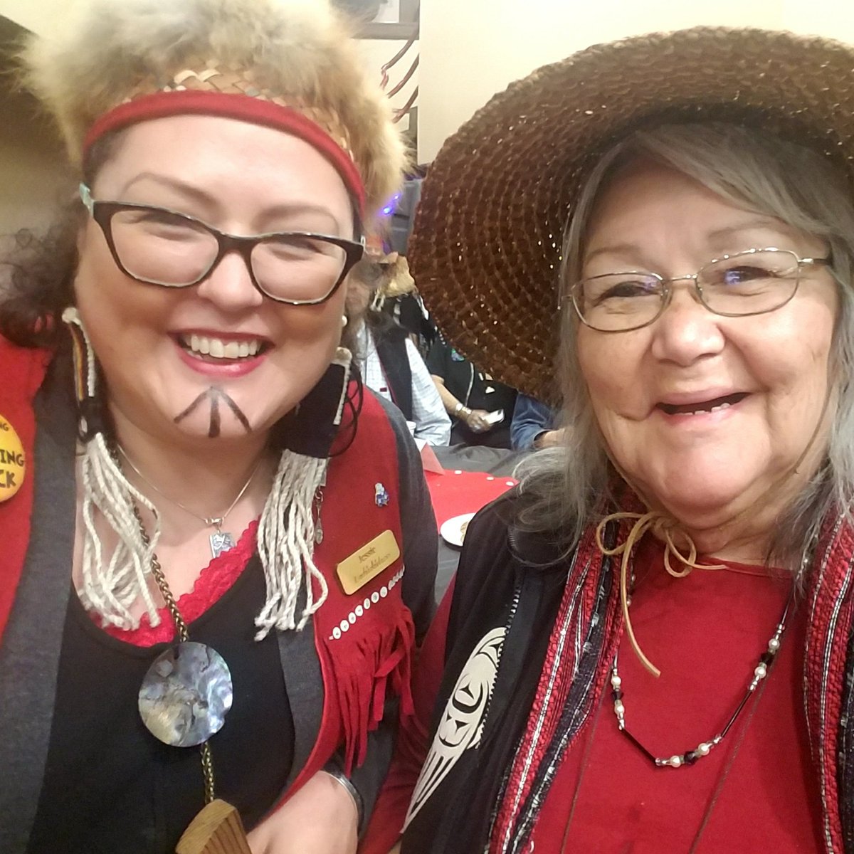 TlingitGirl206's tweet photo. #NewProfilePic #Mother&amp;Daughter #NativePride #NativeWomen #Tlingit &amp; #Haida #Native #NativeWomenLeadership https://t.co/eGXzuFrFzx