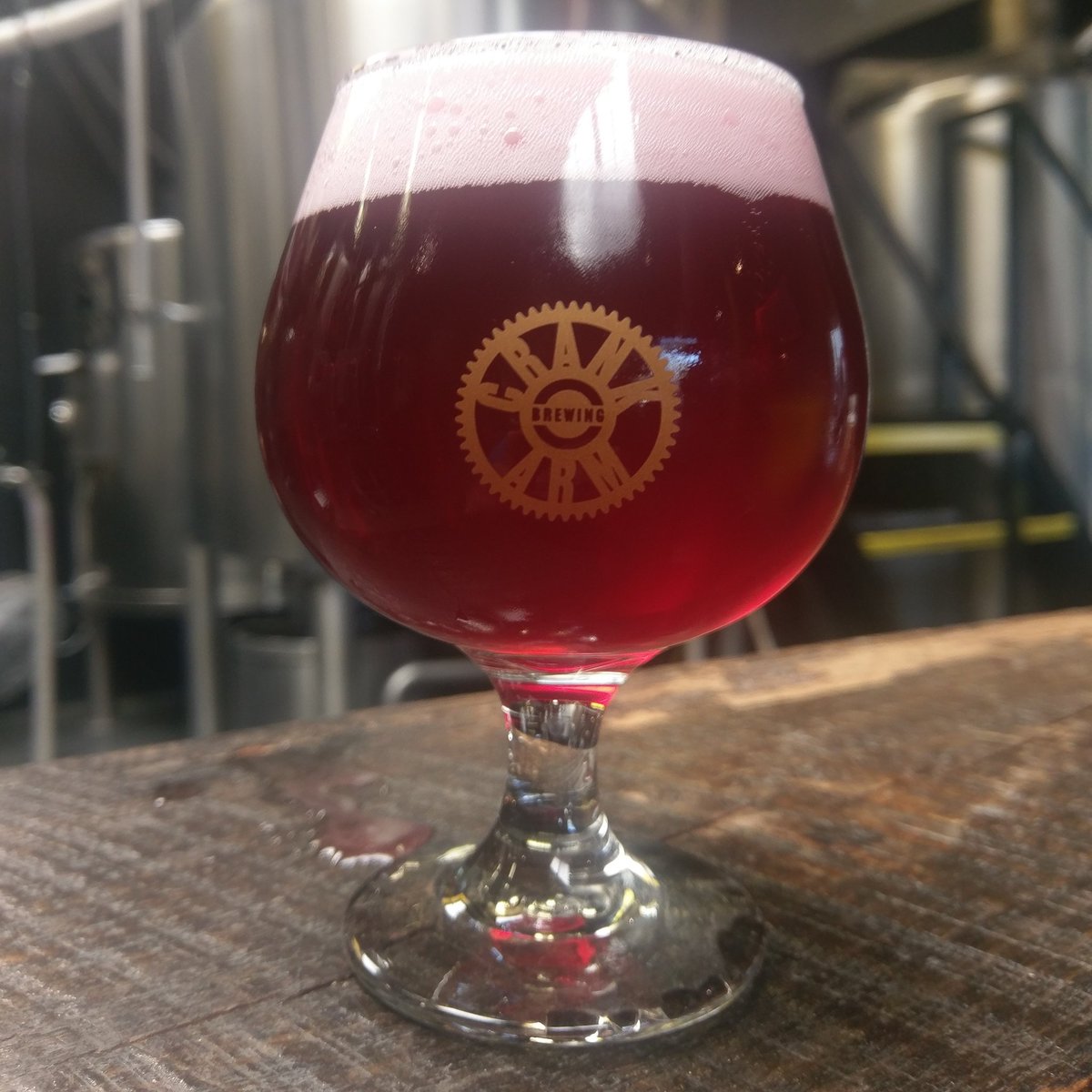 CrankArmBrew's tweet photo. Beetaway our saison with beets juiced by our friends at @HappyandHale NOW ON TAP!
#crankarmbrewing #beetaway
#fall #beerlovebikelove https://t.co/OC5nwe8l6I