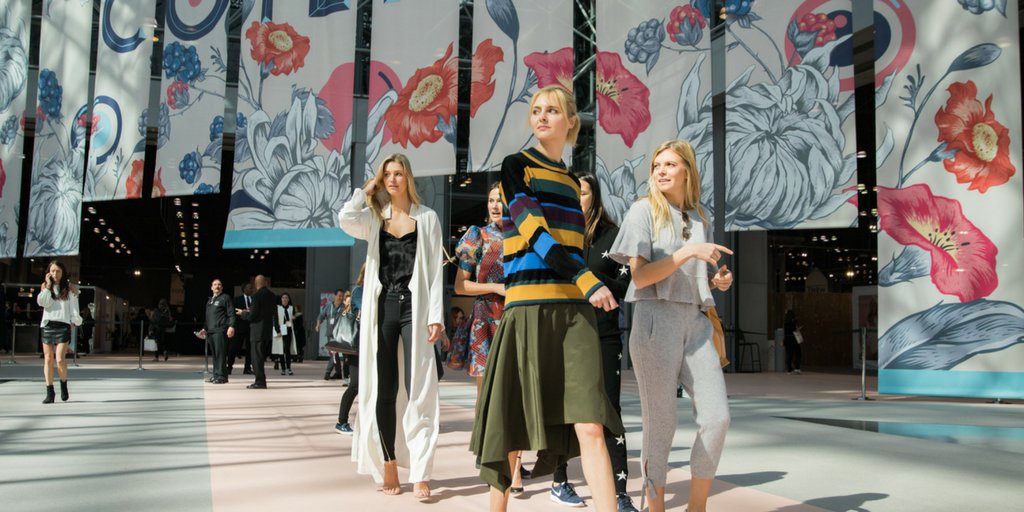 These tradeshow tips from the Swim Lessons at Parsons were so spot on. Get the scoop: ow.ly/m9ET30fZKsb