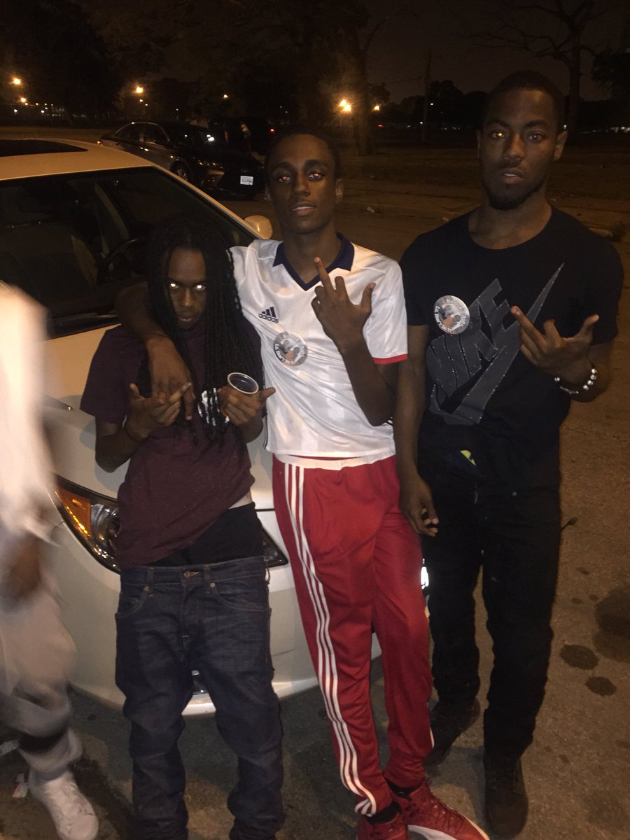 ScootaTweaker's tweet photo. Bro you know ion even like showing my emotions😡cuz all the love be fake nbs💔you know I love you🖤and you know this shit been a lifestyle👌🏾👌🏾 https://t.co/oLpbg9suT7