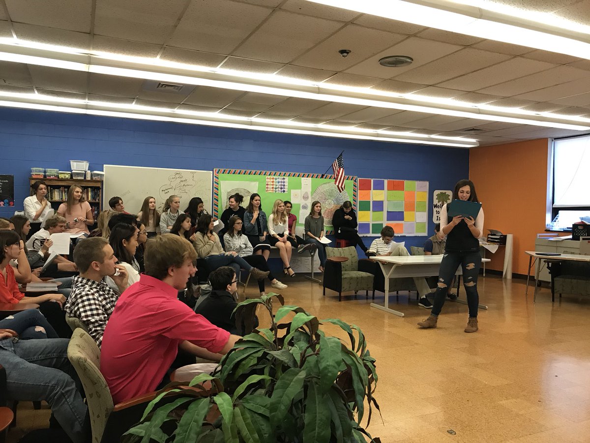 MrsKrolicki's tweet photo. Students in our English III/US History interdisciplinary course presented important cases through history today. The amount of research, synthesis, and #writing was incredible, and the products showed they valued the process. Great job, juniors! #princespride @LearningIn456 https://t.co/7DqD2ers7x