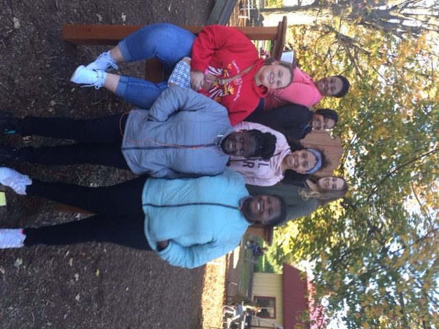 PurePassionP2's tweet photo. Great time last night at our outing!  #Robinettes #CornMaze14Minutes https://t.co/wyYKhUVo24