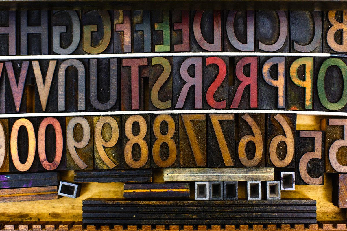 And_rew_Wilson's tweet image. (3/5) #JuniperPress, #Liverpool Feb 2015.

Paint-stained #lettering neatly stored in drawer.

#letterpress #printing #font #letters #numbers