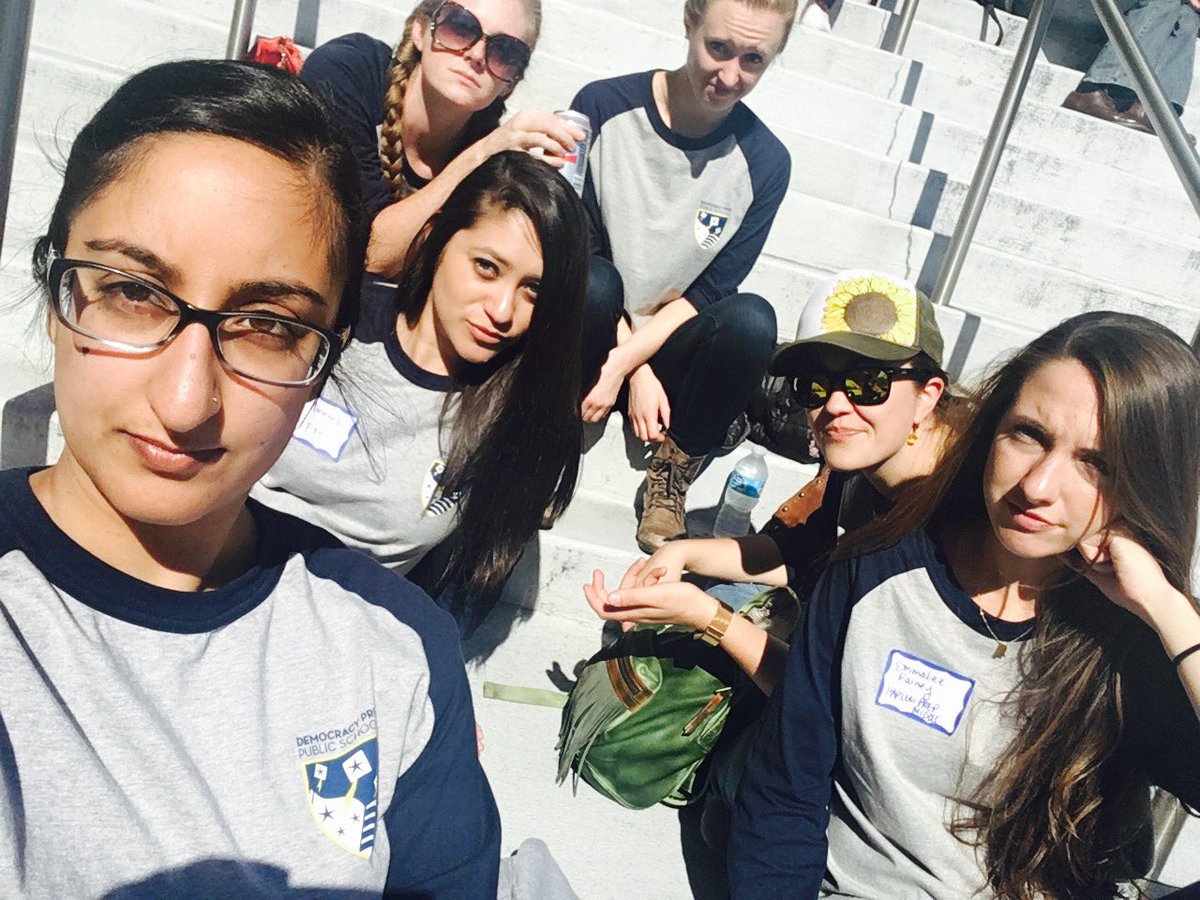 HPMiddle's tweet photo. HPM ladies take the steps of #DPYOU. On Fridays we wear yellow and blue. #dpyou2017 #pdatdp @HPMiddle https://t.co/ucURvsUSJi