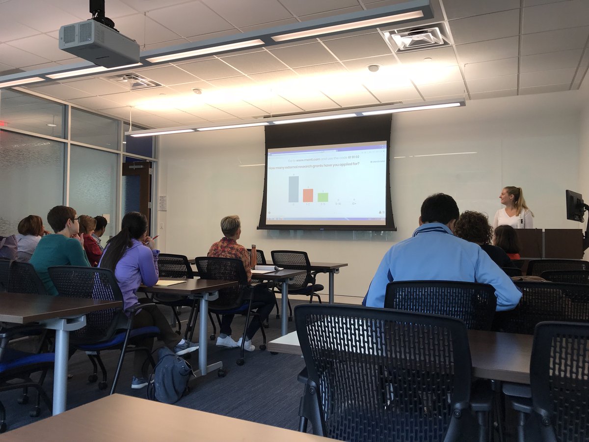 HarveySMU's tweet photo. Dr. Candace Walkington giving insights into grant writing for early career scholars. #SimmonsResearch @SMU_CORE https://t.co/iT8iJBOykZ