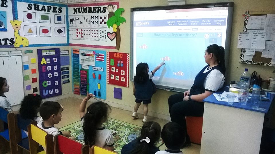 ccpaschool's tweet photo. La Pizarra Interactiva estimula el aprendizaje en los pequeños, despierta e incentiva su curiosidad y potencia su creatividad. #ccpaschool https://t.co/r3irxynYYK