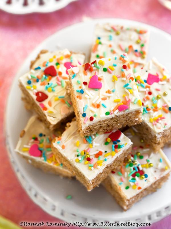 Because #Friday.. Birthday Cake Crispy Rice Treats findingvegan.com/birthday-cake-… by @BitterSweet__ #vegan