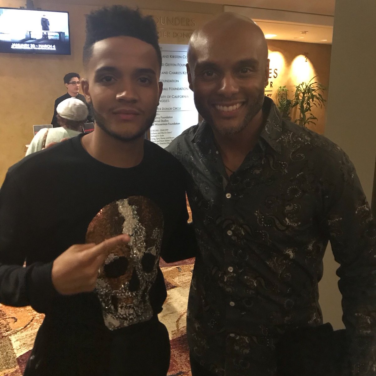 kennylattimore's tweet photo. Ran into @nckash from @QueenSugarOWN at the #GeffenPlayhouse last night. #DanielBeaty #Emergency #Incredible https://t.co/gLU3b7s6g4