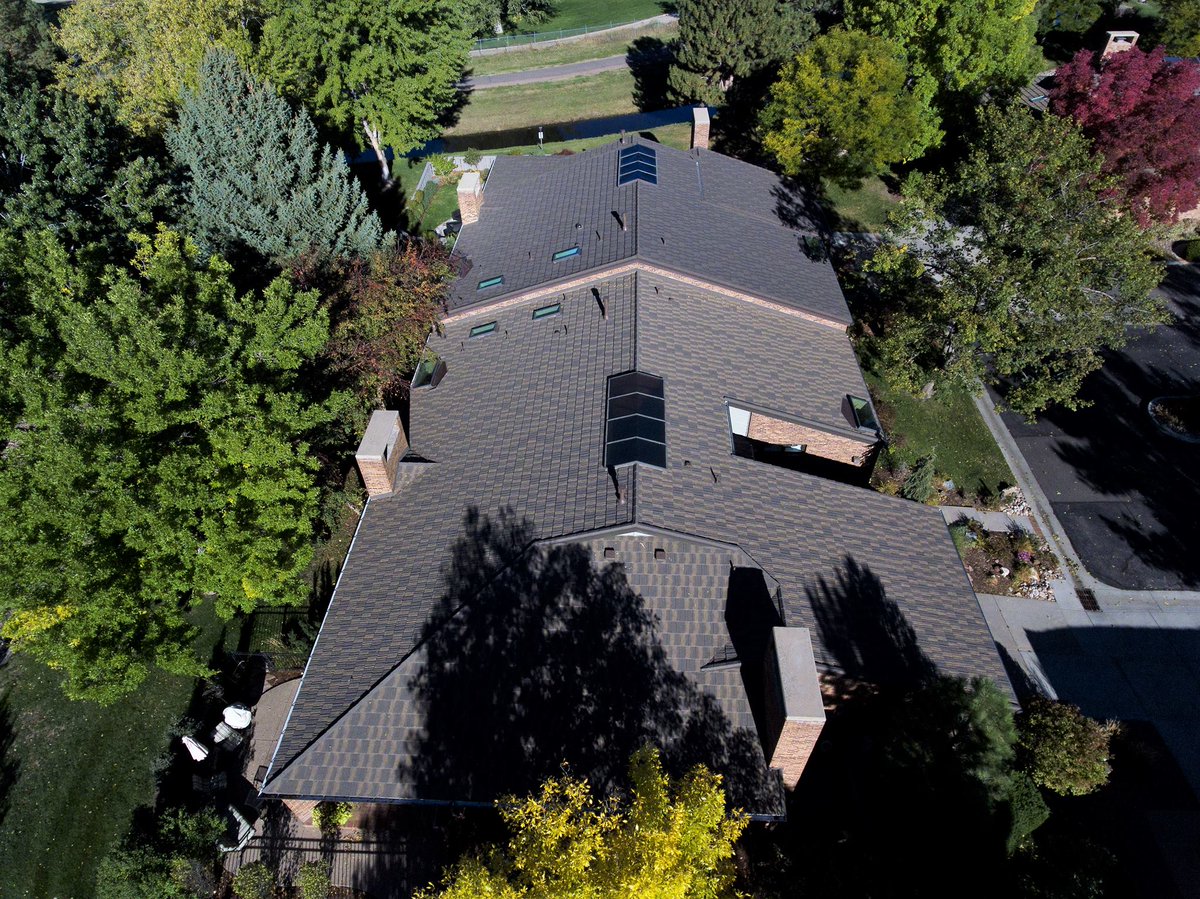 gerardproducts's tweet photo. Horn Brothers Roofing installed another good looking #GerardRoof! https://t.co/o6675ZmnLa