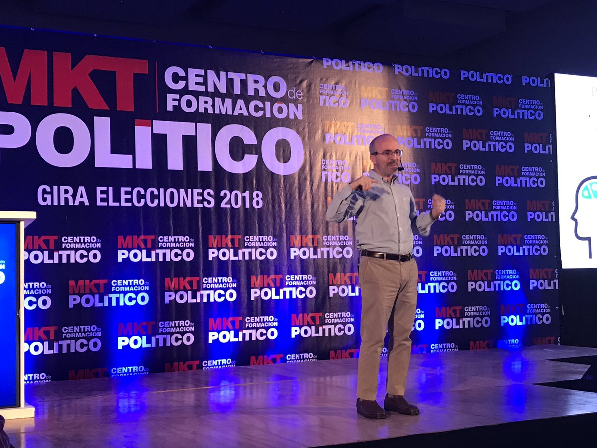 ARP_RIVIERAMAYA's tweet photo. #MarketingPolitico #SMP2018 @CesarMASconsult  @Karl@luisalpuche @miguel1pinto @RocioMenar #TuMarcaPersonal  #QueRepresenta https://t.co/9b11LMA6TO