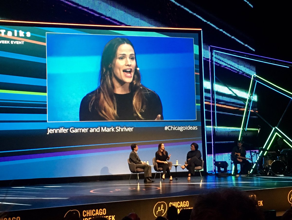 Caitlinosaurus5's tweet photo. Wonderful Q&A w/ #JenniferGarner #markshriver & @SavetheChildren #Chicagoideas week #EdisonTalks thank you for all the good you do! https://t.co/TtP5zCBAJe