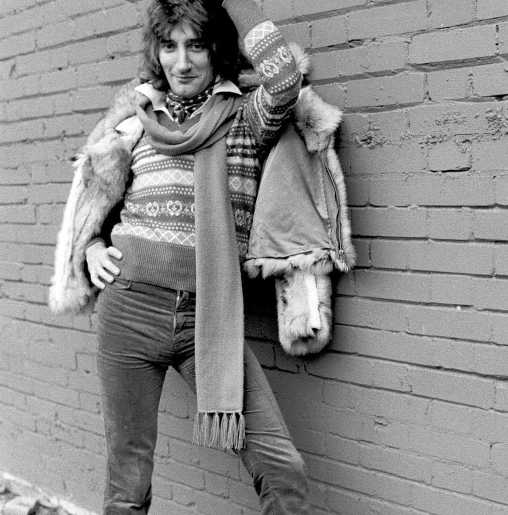 My old mate #rodstewart here in #london #1976 #70s Always love shooting him. Lots of fun and always plays up for t… ift.tt/2xbxyR7