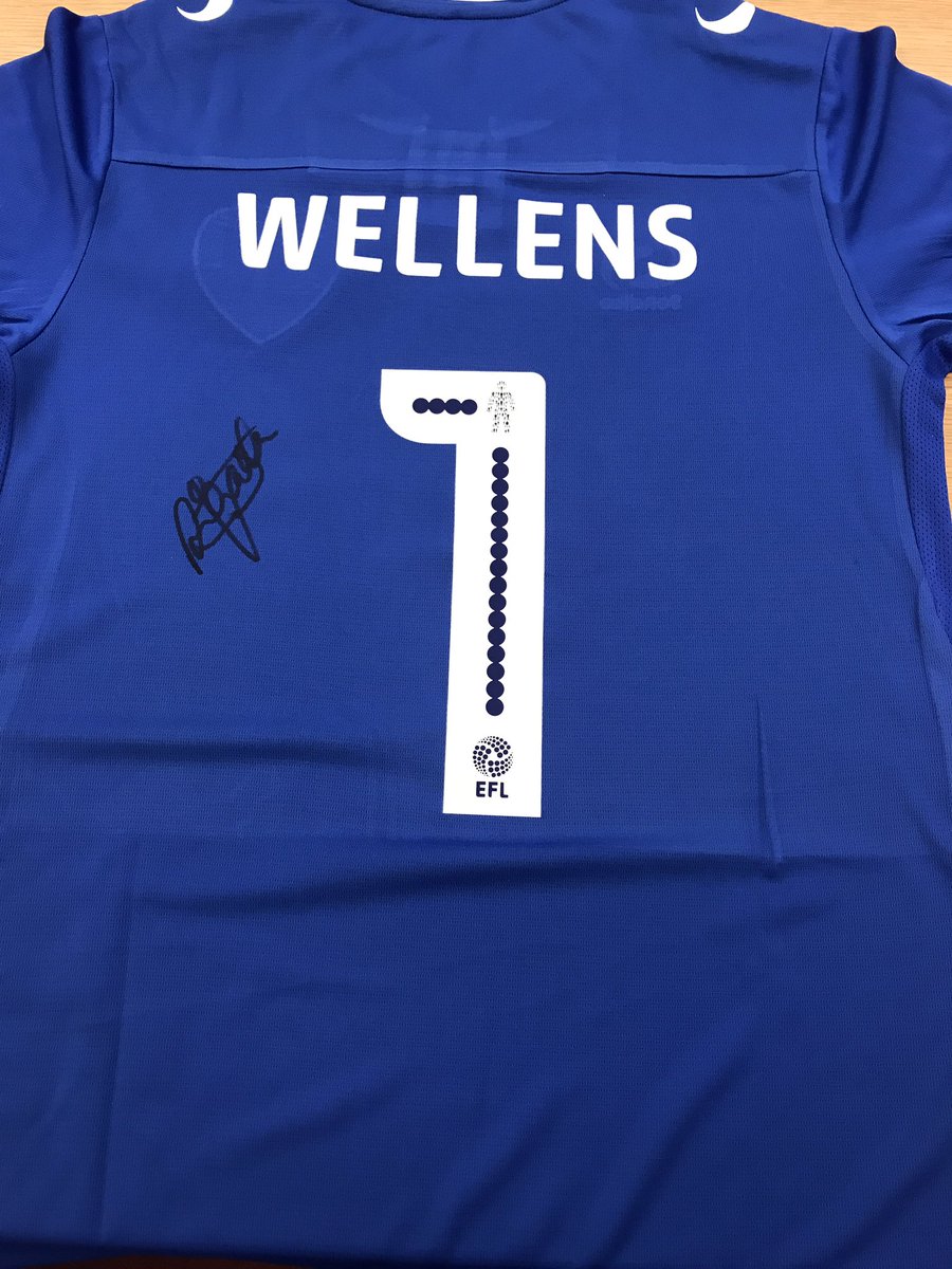 OfficialOAFC's tweet photo. 🔥GIVEAWAY!🔥

Retweet to win @RichieWe11ens' signed announcement shirt. The winner will be revealed on Monday, October 23 at 12noon. #oafc https://t.co/Veo3kQcAVA