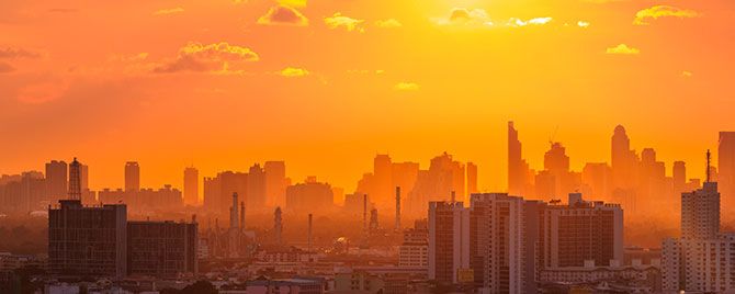 sffed's tweet photo. #FridayReads: @B_Eichengreen of @UCBerkeley on the origins of ’97 #Asian #financial crisis. https://t.co/67EYuNp494 #SFFedAsiaProgram https://t.co/OutTttgIQn
