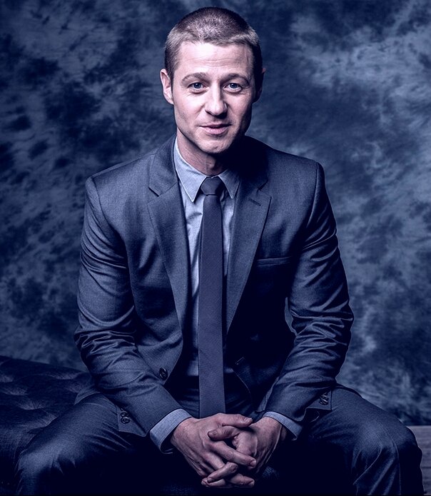 UniverHollywood's tweet photo. @ben_mckenzie @Gotham @Southland_TNT @MenatWorkTBS @CWMADtv #JAG;@TheEllenShow;#Junebug;#JohnnyGotHisGun;#DecodingAnnieParker;#AdventuresInTheSinBin;#GoodbyeWorld;#TheAdvocates;#BatmanYearOne;#Punkd; https://t.co/xMu2WQxco0