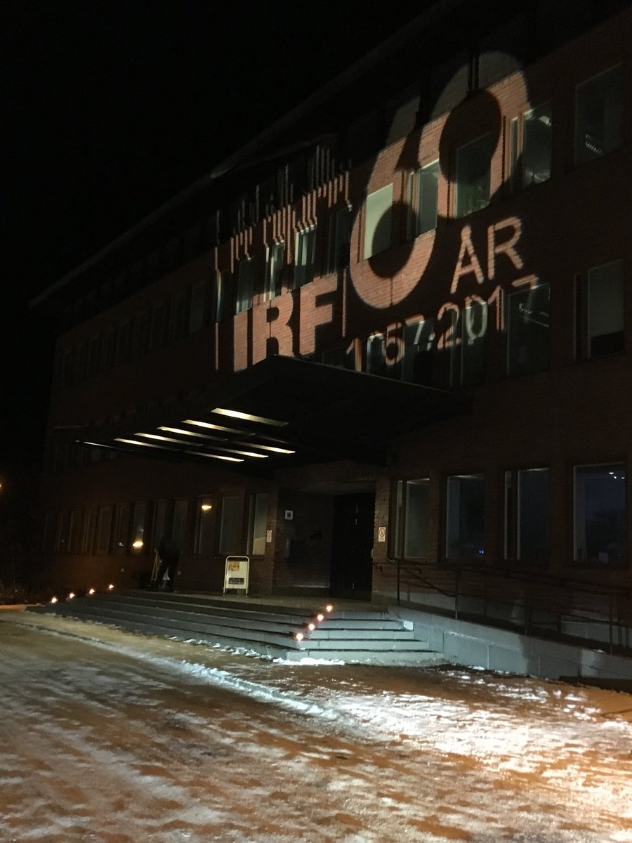 KarinRoding's tweet photo. Nu fest - sista? - i stadshuset i Kiruna. Vi firar #IRF60 https://t.co/RtKCmKXAS9