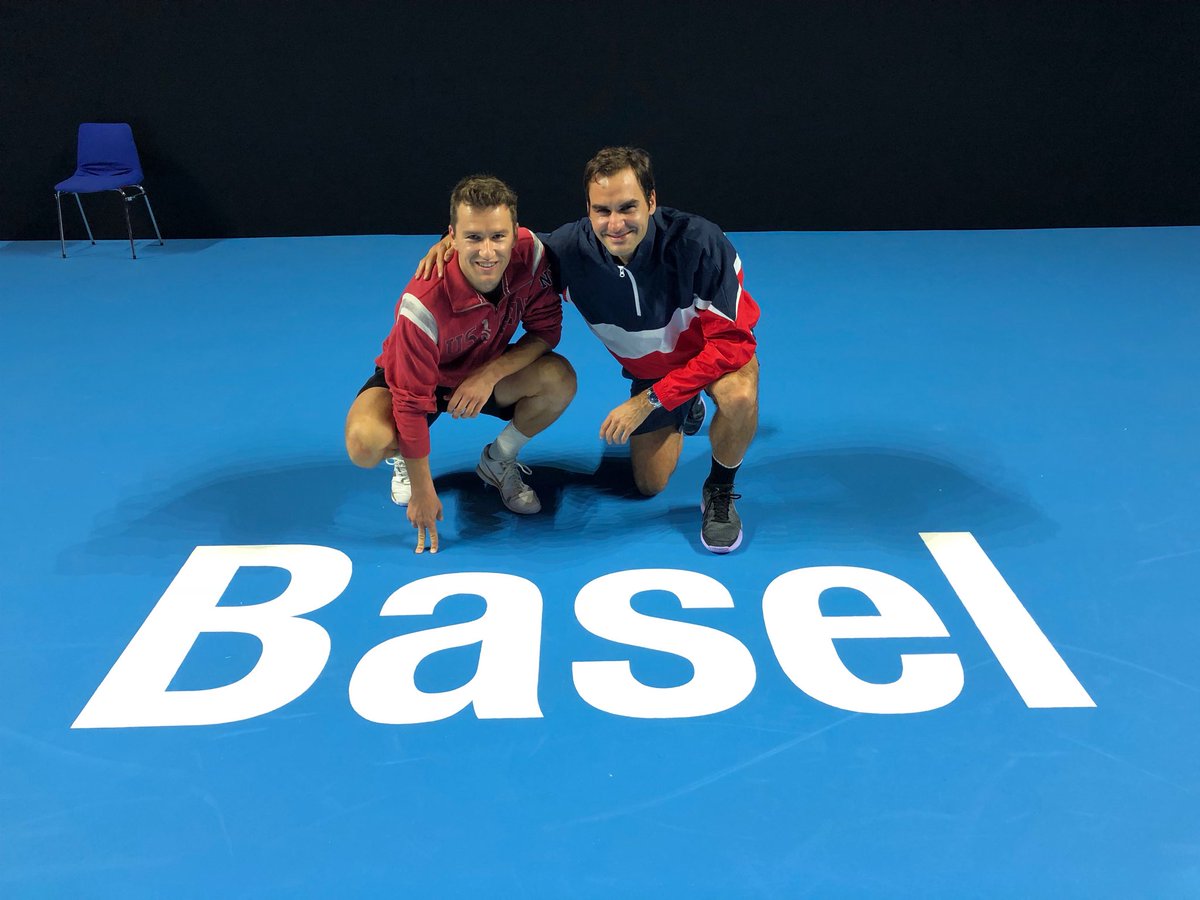 rogerfederer's tweet photo. Basel ❤️
So happy to be back in 🇨🇭
Here with my man the MC @mchiudinelli33 https://t.co/mU6U4aPGZC