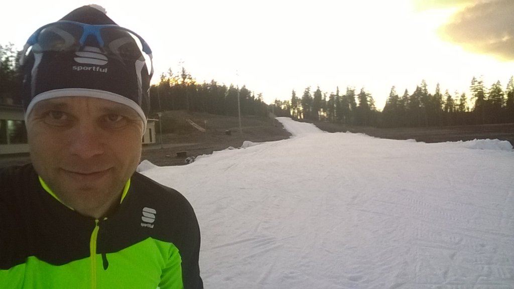 MarkoTormanen's tweet photo. @OHSTehotiimi'n testimies aloitti kauden #Taivalvaara'n hyvällä ja ruuhkattomalla baanalla #ohstervaa #zizuoptics https://t.co/5uOjAmCLTk