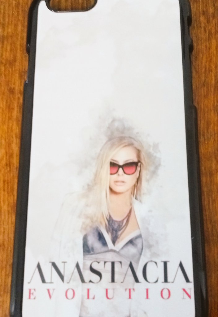 90Filippova's tweet photo. #anastacia #anastaciaevolution #phonecase
Got my #Evolution phone case @AnastaciaMusic βπ https://t.co/XNN7klmqaf