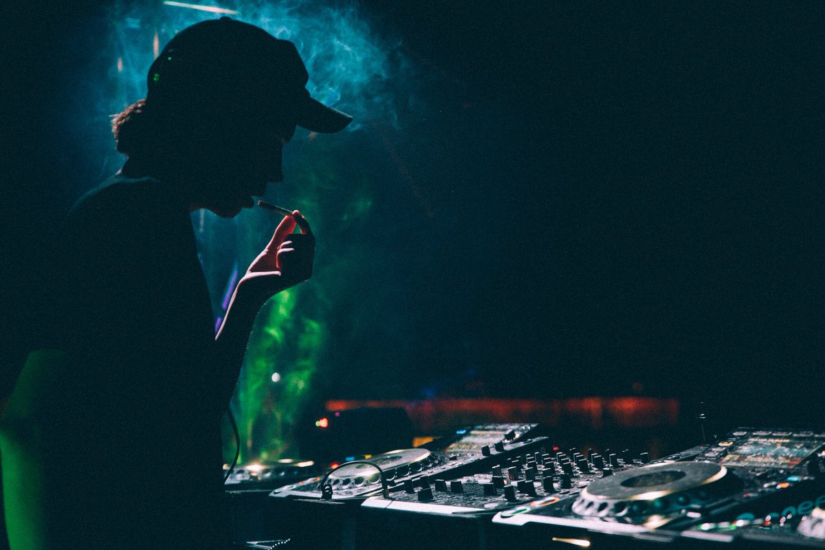 NEW COLLAB WITH THE HOMIE <a href="/RiotTenMusic/">RIOT TEN</a> IS OUT NOW ON <a href="/BlackLabelNSD/">NSD: Black Label</a> 😈

soundcloud.com/riotten/liu-ka…