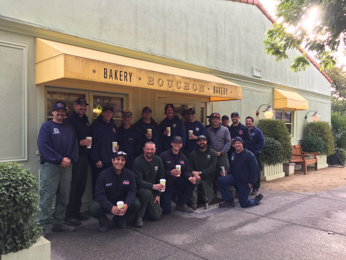 RenoFireDept's tweet photo. Nv Strike Team headed home. Big thanks to the gracious support we received from local residents. #atlasfire #nunsfire #SouthernLNUComplex https://t.co/3xznVD6tjo