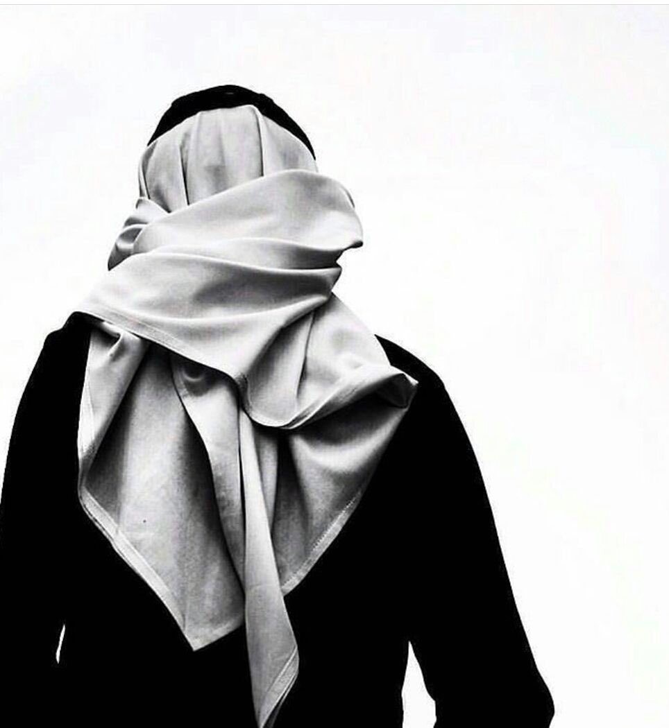 f_____h444's tweet photo. لاتسأليني قبلك القلب وش  كان
ايش قصتك لاتبحثين بخفايه. 
،
مليت انا (ياغادتي) نزف الأشجان
وا وصلت بوجاعي الى منتهايه. 
#عميد✍🏻 https://t.co/u8C48q1Paf