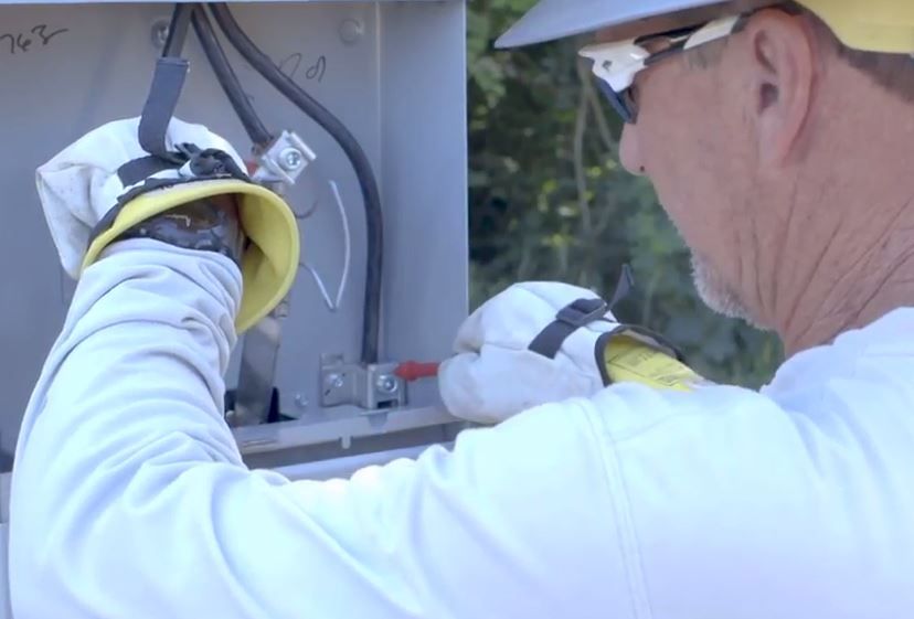 wdam's tweet photo. WATCH: Powerful video shows day in the life of a lineman https://t.co/rTkpG3AOMq https://t.co/W1ZLaw5NPA