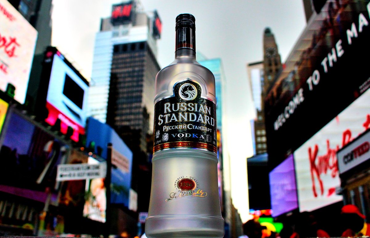 RussianStandard's tweet photo. It's Full Broadway Friday, do something dramatic tonight! #fbf #fullbottlefriday #vodkauthority #russianstandard https://t.co/BF0IRBoqjE