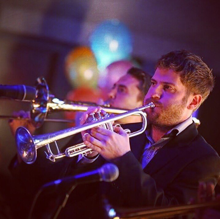 LiveEntUK's tweet image. Looking for #UniqueEntertainment ? Our brass band will have everybody singing along! #brassBand #eventProfs #awards #businessAwards