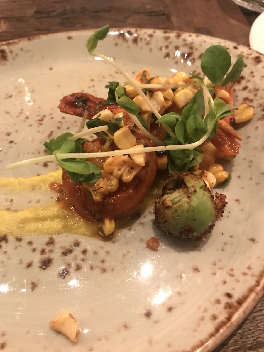 michellejobin's tweet photo. All sorts of delicious last night courtesy @JennAirCanada @chefEliaHerrera @loscolibris220 @ChefRobGentile #finediningredefined https://t.co/fIButIilCx