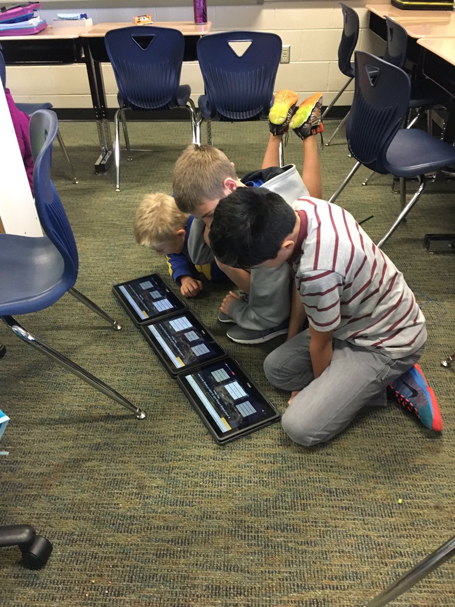Chappytech's tweet photo. We β€οΈed @quizlet Live today! Thanks @kruth14 and @JerleckiTechLab! #ccspilot https://t.co/t5zAksTRmG