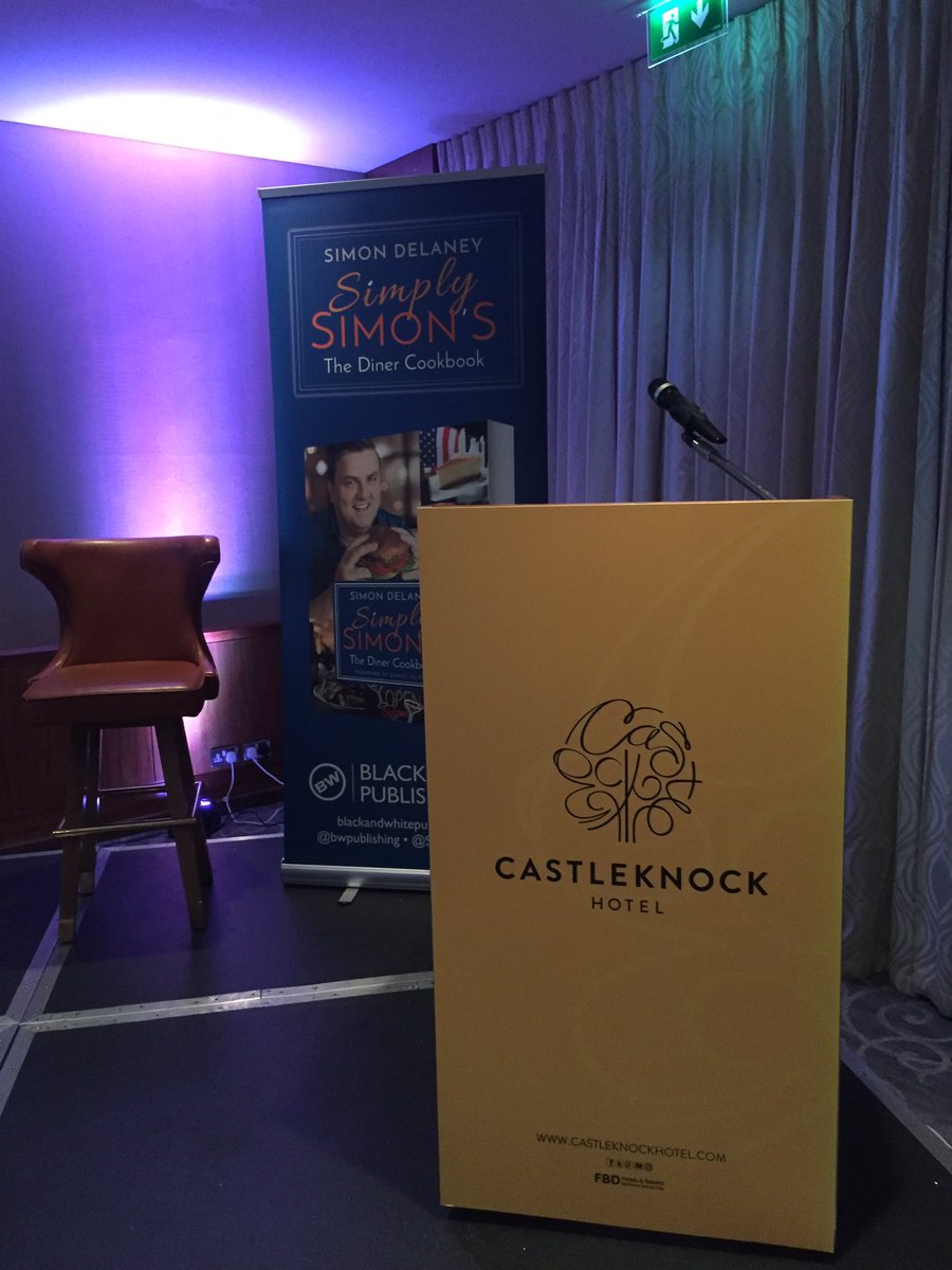 GillHessLtd's tweet photo. #greatcrowd ahead of #simplysimon book launch @SimonDelaneyEsq @bwpublishing @easons @Cknock_Hotel @SimplySimonsTv https://t.co/ESbjw230L9