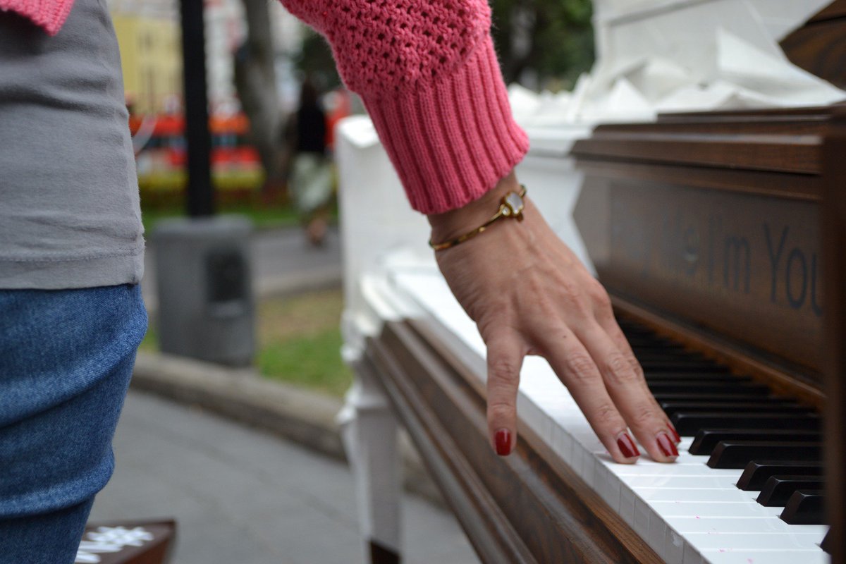 SCCNewsBeat's tweet photo. Join @SCCParks this Sat.(1-5 pm) & Sun. (2-6pm) for a live piano concert at #HellyerPark https://t.co/MlJywxLLXr https://t.co/kJPPA4daK0
