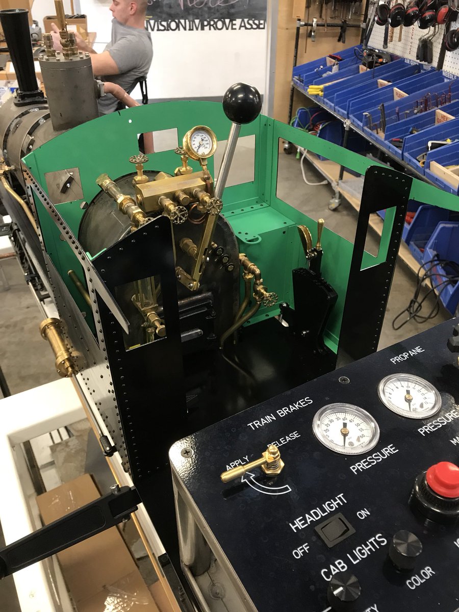 n7hpr's tweet photo. Shay Progress Report - Color comes to the cab. https://t.co/Bs8eQPHORI