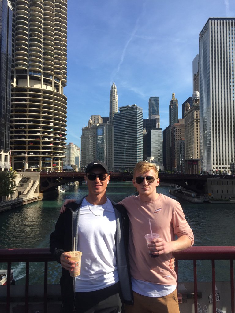 ClubJasonSparks's tweet photo. Visiting Chicago with Spencer Daley &amp; Cade Maddox https://t.co/JlKb7H6WFB
