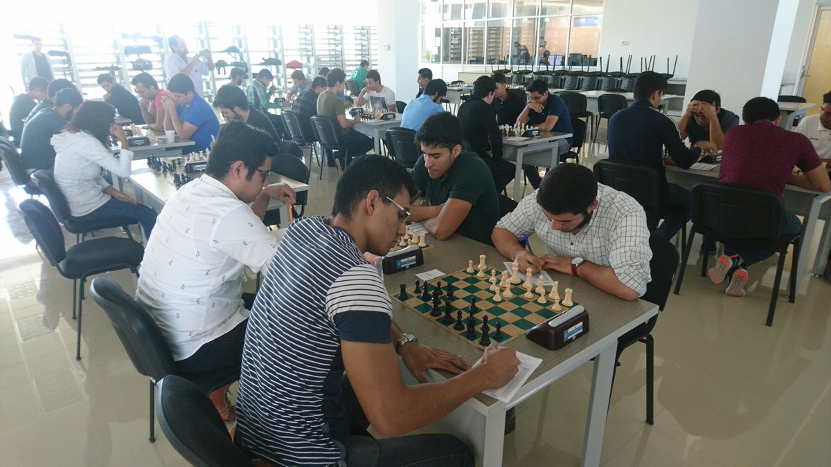 UnipoliGP tweet picture