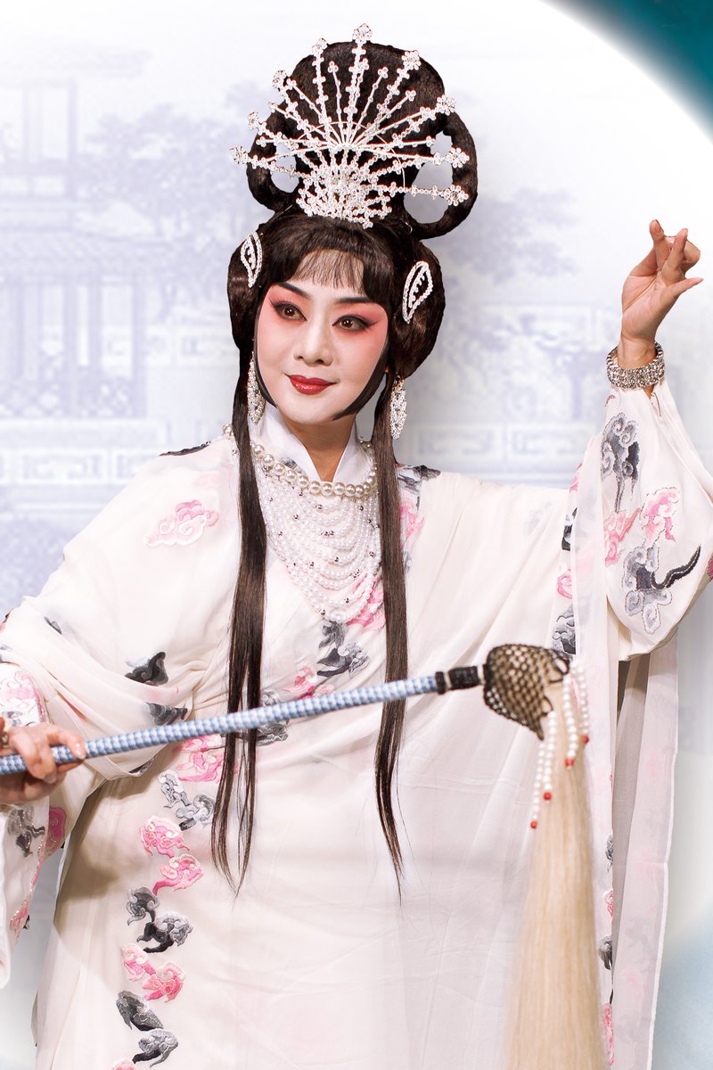 Peking Opera UK tweet media