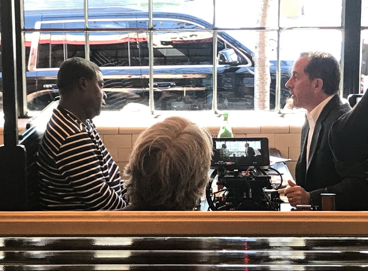 RaymondsMontcla's tweet photo. So this happened today... Thanks so much for the visit!#comediansincarsgettingcoffee #raymondsnj #ridgewood #jerryseinfeld #traceymorgan https://t.co/NF1eLbpsyO