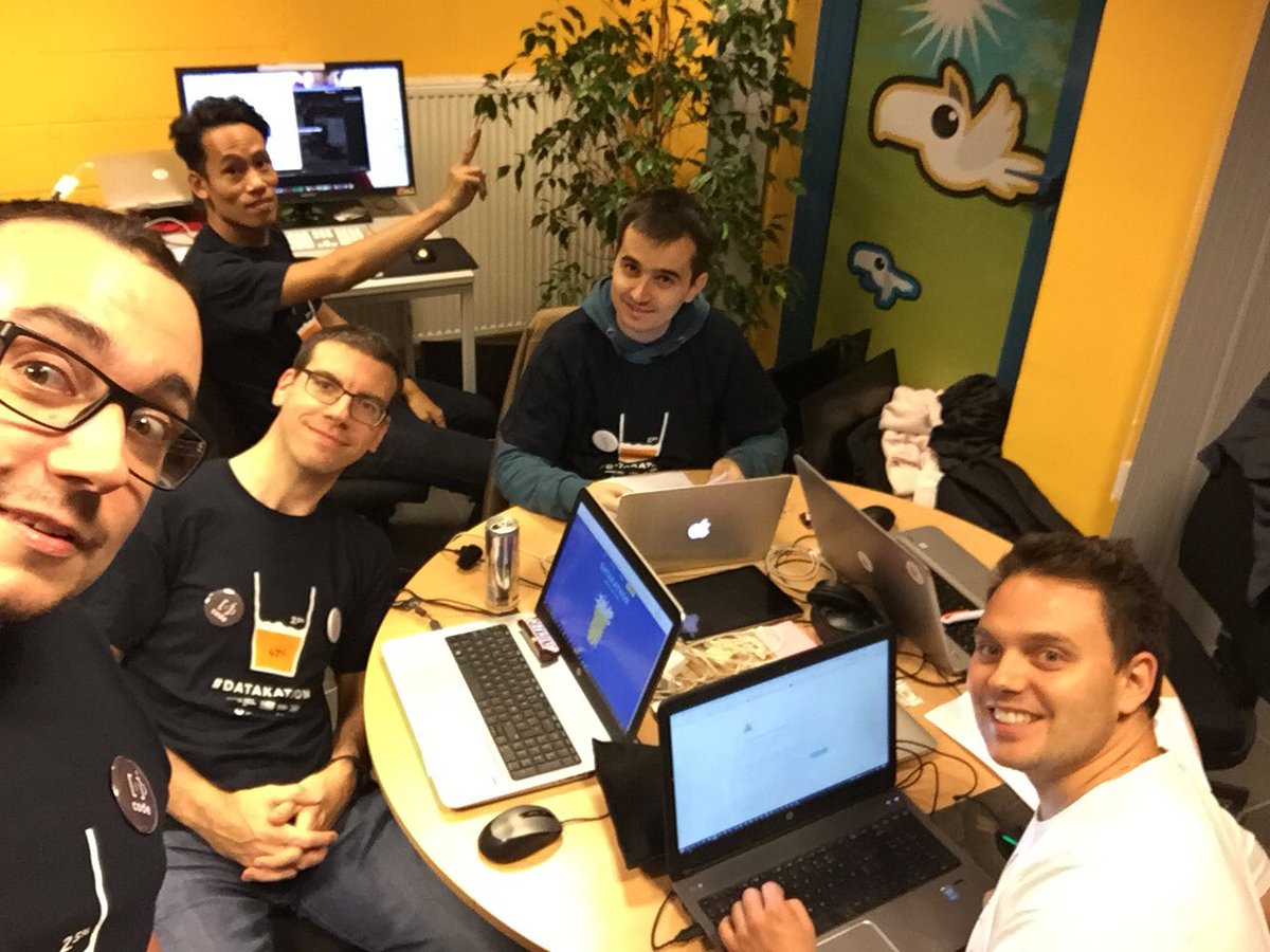 dinicolae's tweet photo. #datakathon #gosselies #voxteneo @voxteneo #tic #ready #fun https://t.co/8sA4mkKZ0i