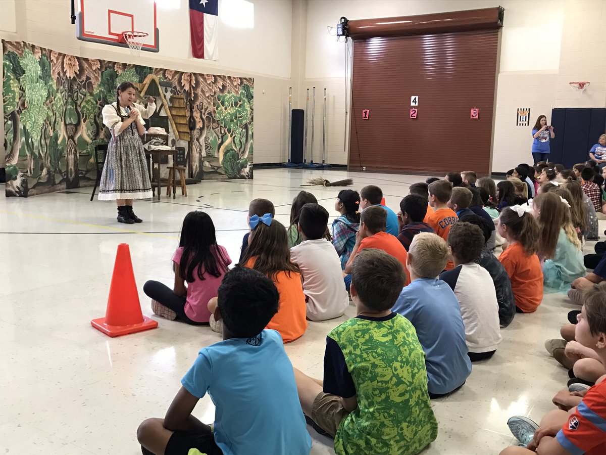 welshans_e's tweet image. Thank you Opera To Go for coming to Frank today!