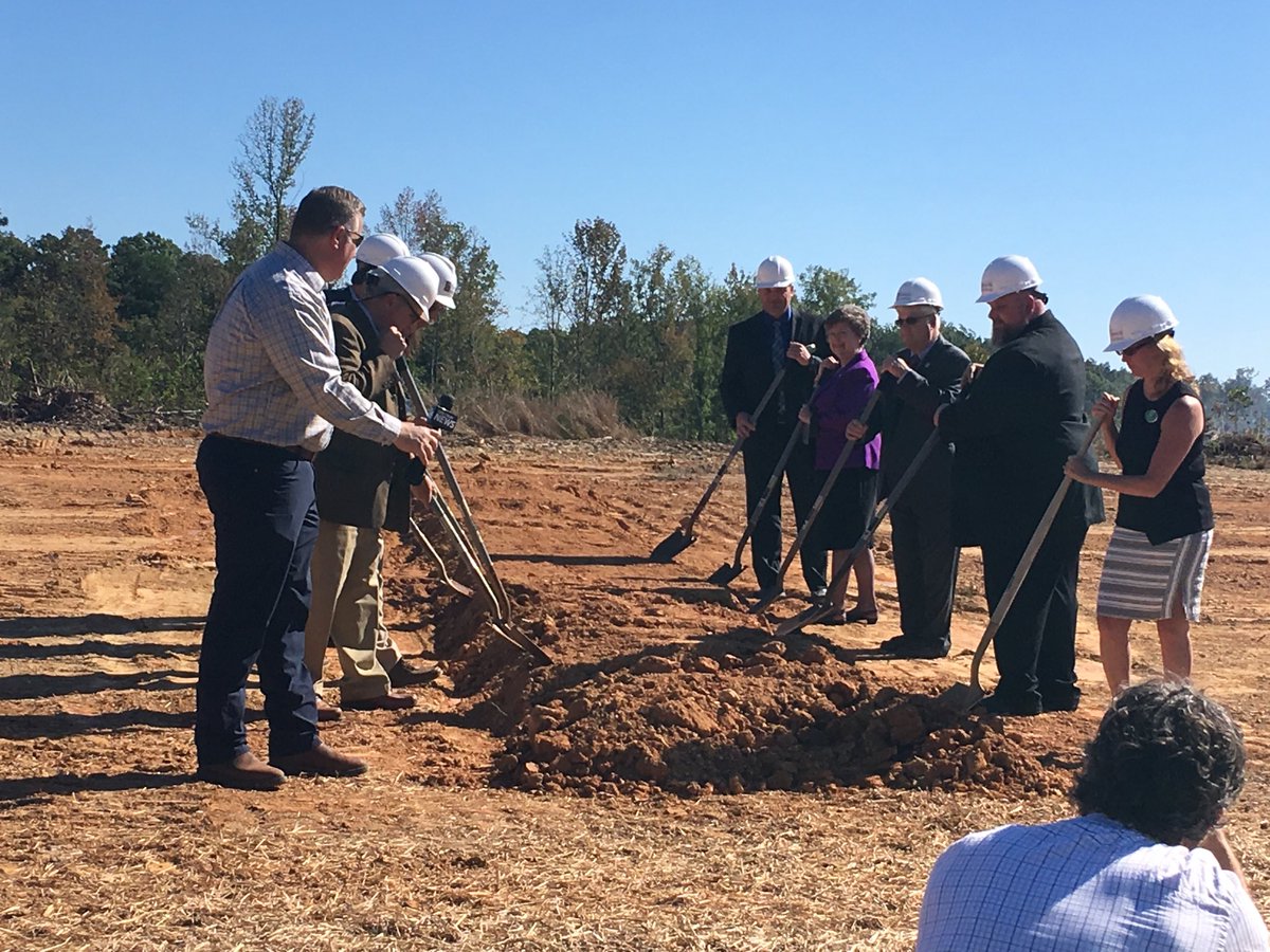 chieffoullis's tweet photo. Groundbreaking #UCAEagles https://t.co/ViQ3gXqkcE