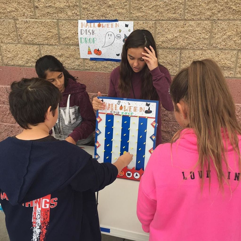 FallonASB's tweet photo. Halloween Disk Drop 6th grade lunch. https://t.co/nefZKRjIkd