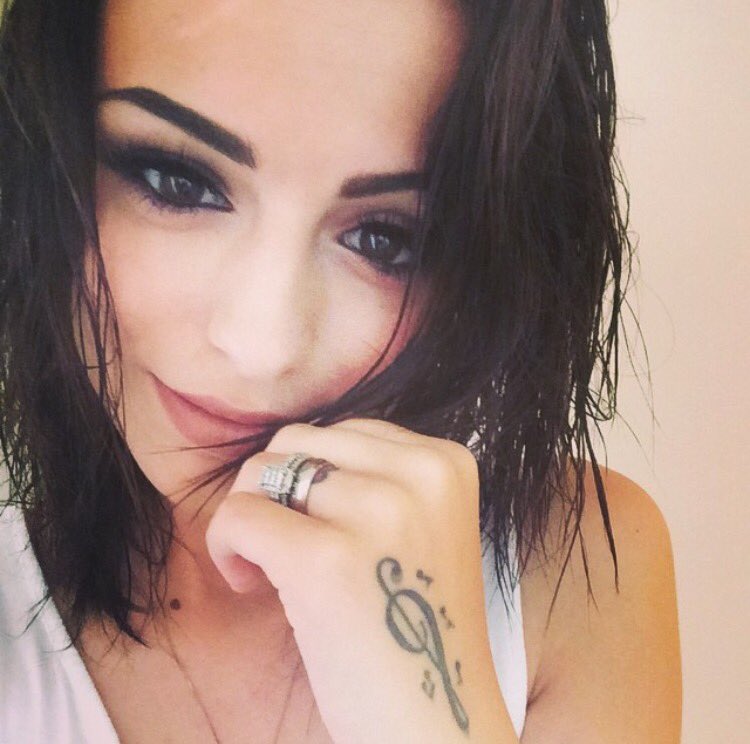 cherlIoydsource's tweet photo. #FlashbackFriday @CherLloyd https://t.co/7X3Y8Rx8VQ