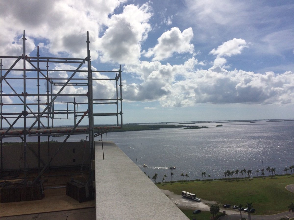 heightscntr's tweet photo. #scaffolding is up!  Let's go @overtheedge! @WestinCapeCoral @NewsPressPhotos @LisaSpoonerTV @IronAttorney @ginabirch @JohnTrierweiler https://t.co/68ynD12IoU