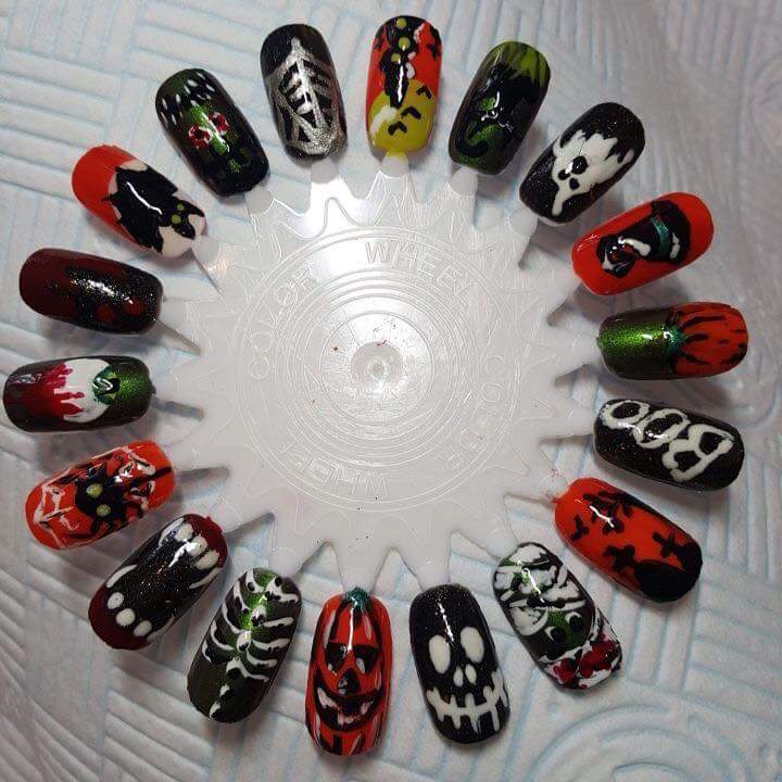 #spooky #Halloween #TrickOrTreat #nailart #detail #freehand #boo #manicure #butterfliesnailsanctuary