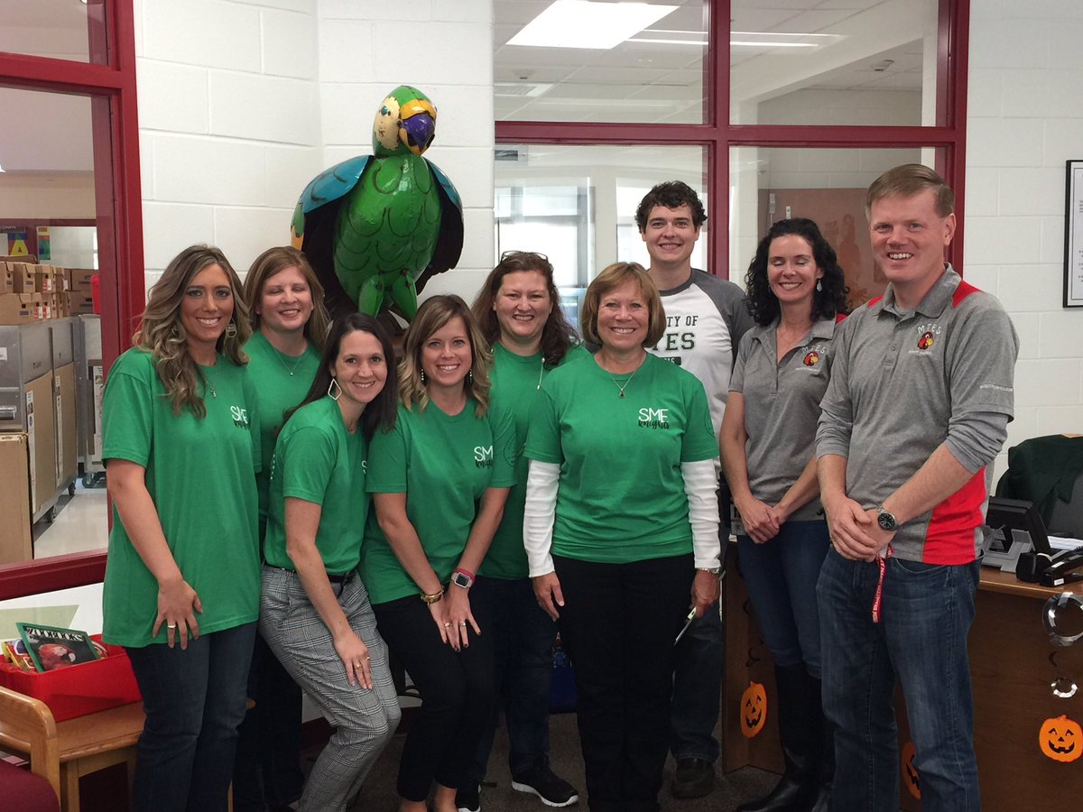 mossmanelem's tweet photo. Madison's Trust Elem. touched our hearts after hurricane Harvey &amp; again today as we were given a campus tour. We put names w/friendly faces! https://t.co/f1N0vdHvxS