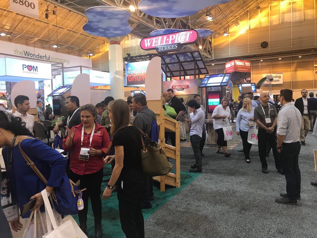 VegaProduce's tweet photo. The best of produce @pma #FreshSummit #PMA https://t.co/G7VShO1o0K